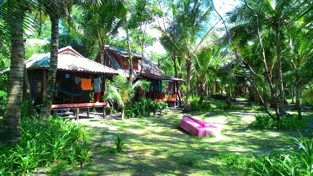 Hornbill Hut Hotel เกาะพยาม ภายนอก รูปภาพ